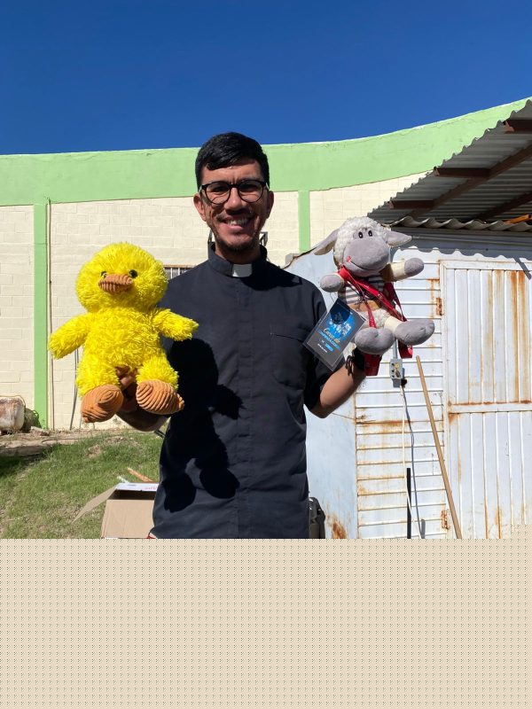 Pbro. Eduardo Canales Lezama
